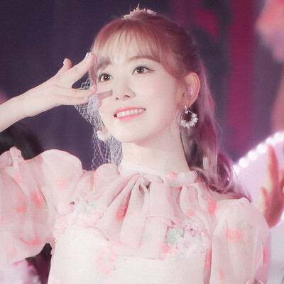 
Miyawaki Sakura。