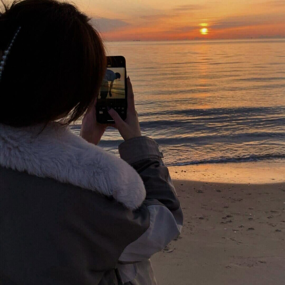 看不出来的情侣头像