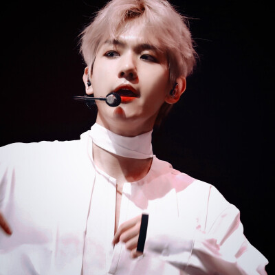  贤 情乱夜梦東京