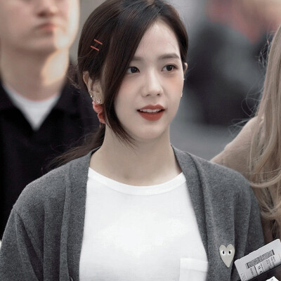 “该睡觉了……”
·bp 金智秀
·原:TadyDotCom