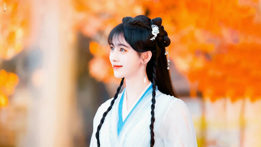 花戎▪鞠婧祎
cr.春日酒肆