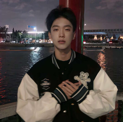 10.3
WeChat｜单人情头