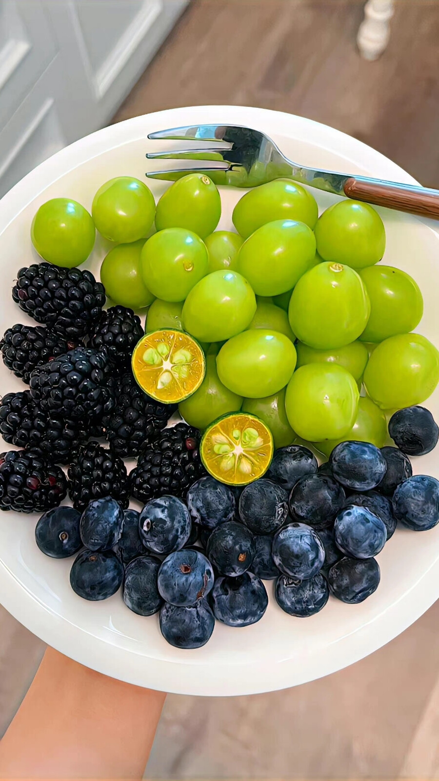 绿色 水果 美食 壁纸
cr.存放图片bo