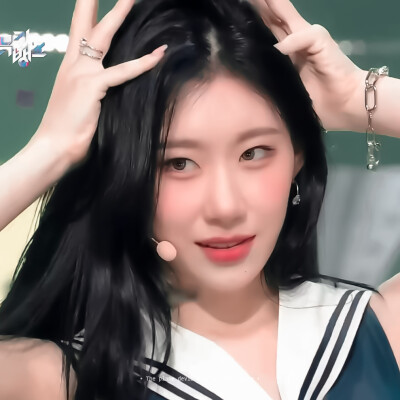 李彩领