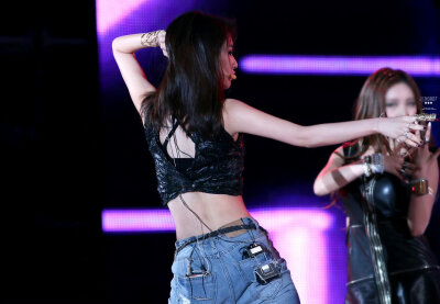 朴智妍 jiyeon
©logo 侵权删.