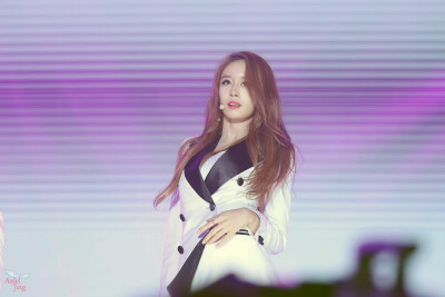 朴智妍 jiyeon
©logo 侵权删.