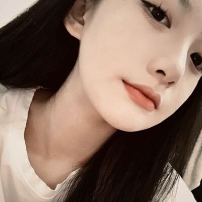 我的名字是 赈早见琥珀主