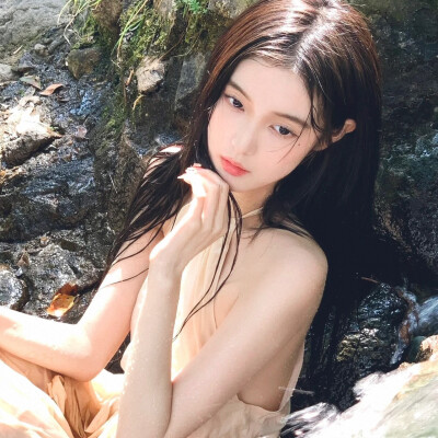我的名字是 赈早见琥珀主