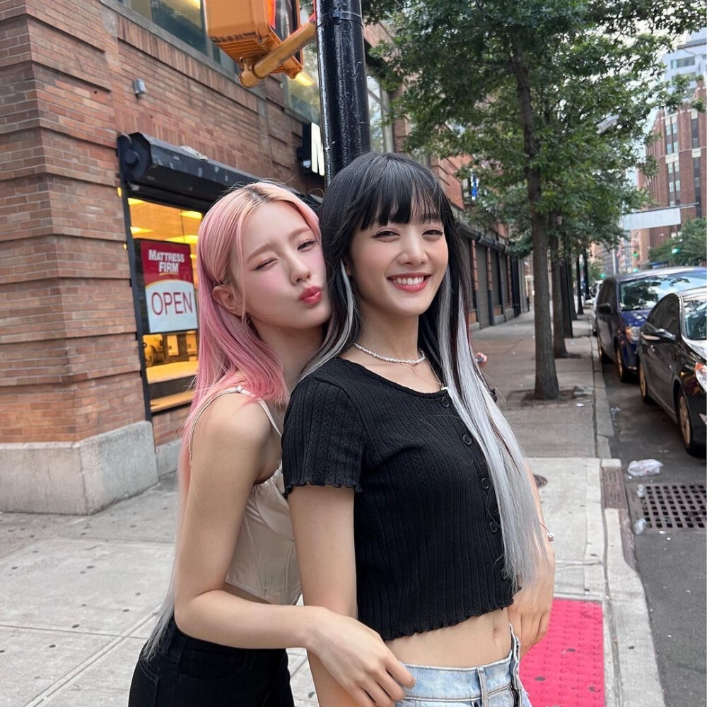 金玟庭柳智敏合照wendy