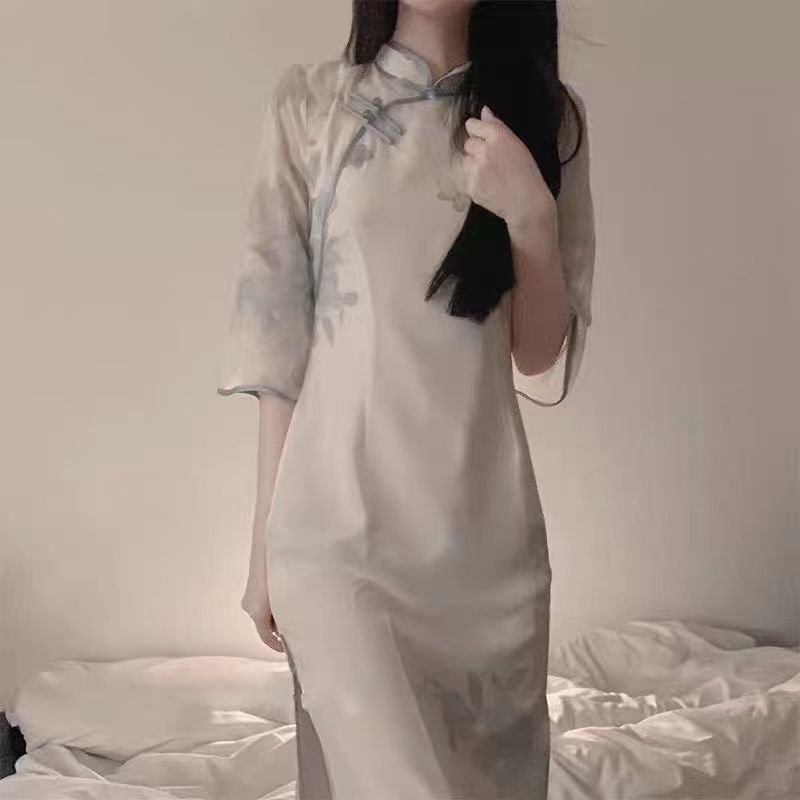 这一组是黑长直美人哟
清冷感(∗❛ั∀❛ั∗)✧*。
注:不明来源，侵权删