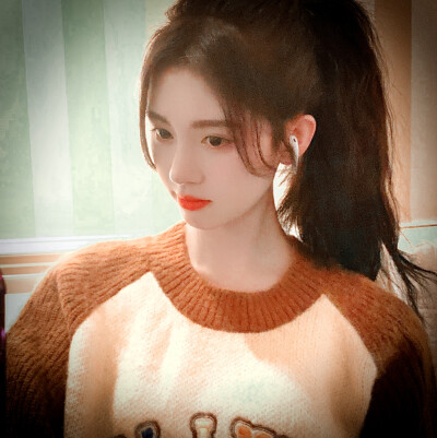  내 바람이 불면 너를 몇 바퀴 감싸 안길 바래.^