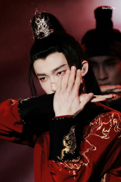 刘宇 1006 国风大典
cr.SharingYu·刘宇