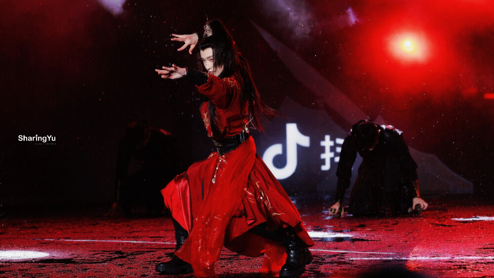 刘宇 1006 国风大典
cr.SharingYu·刘宇