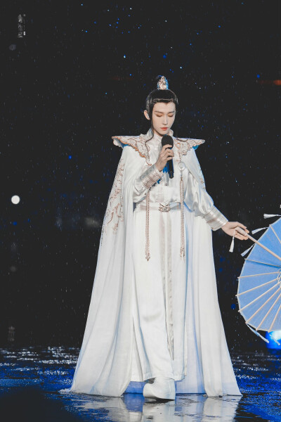 刘宇 1006 国风大典
白话文
cr.遇仙记·刘宇