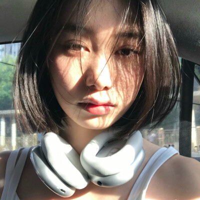 女头
来自微博：倪珂欣-