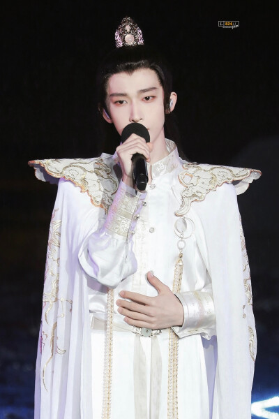 刘宇 1006 国风大典
白话文
cr.824Hz·刘宇