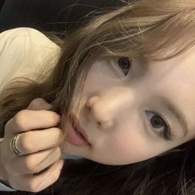 林娜琏头像