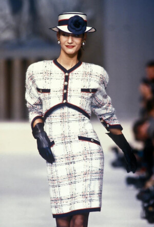 Chanel 1987