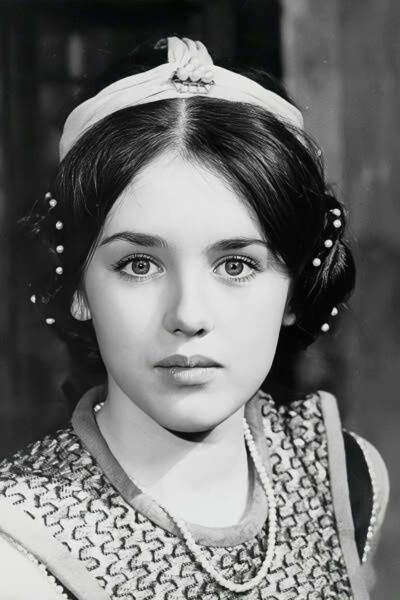 Isabelle Adjani 伊莎贝尔阿佳妮
1974年《弗莱芒的秘密》
