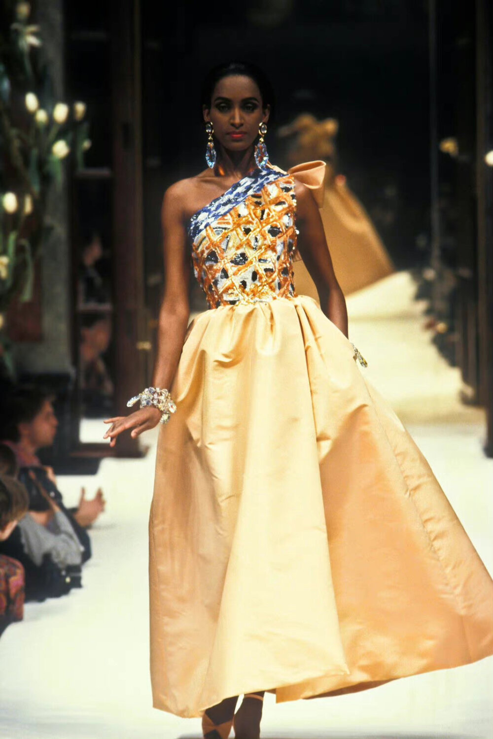 Givenchy 1992
