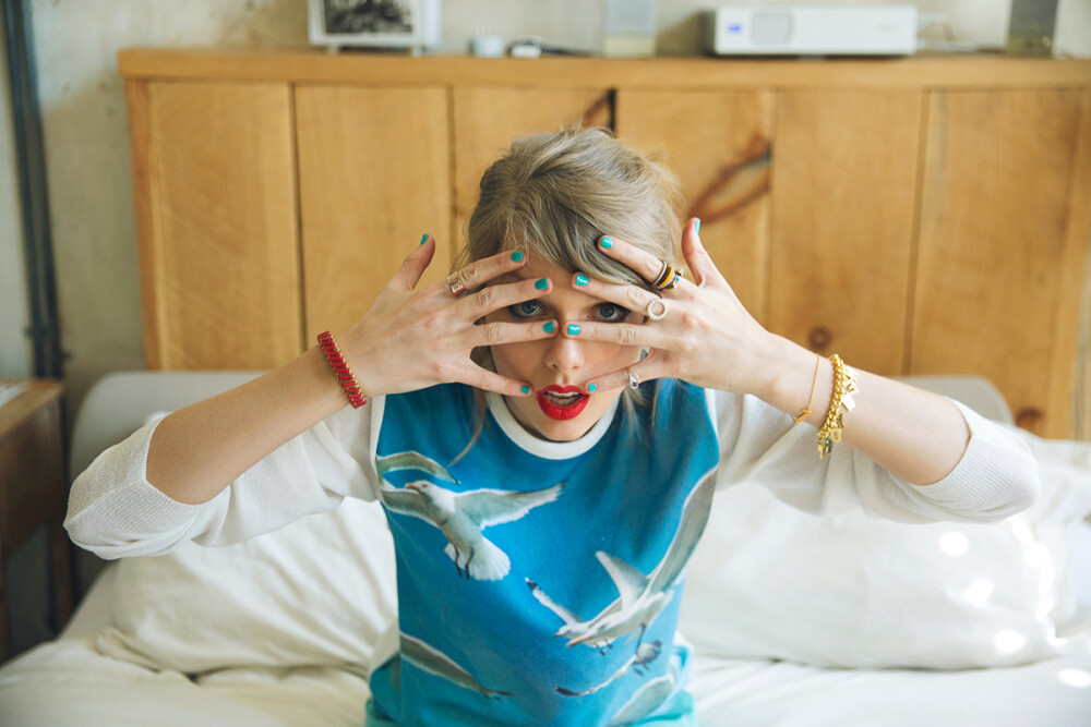 Taylor Swift - 1989封面造型系列写真图合集
weibo@TaylorSwiftLatest