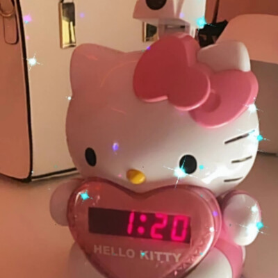 粉色 Hello kitty背景图