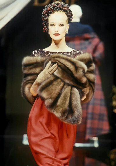 Karen Mulder for Christian Dior FW 1995 