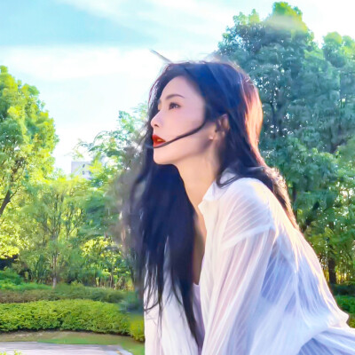 白鹿头像
自调滤镜 禁止二改
二转标注明:顾酒黎