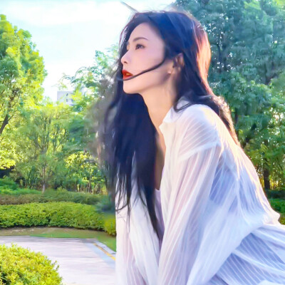 白鹿头像
自调滤镜 禁止二改
二转标注明:顾酒黎