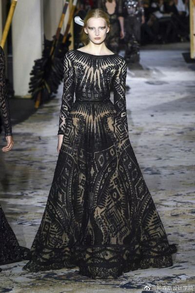 zuhair murad
，