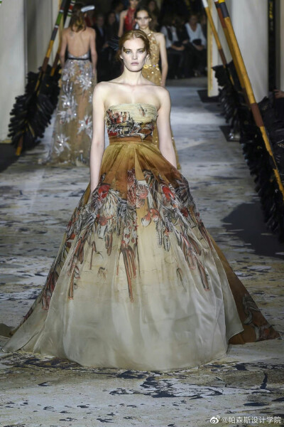 zuhair murad
，