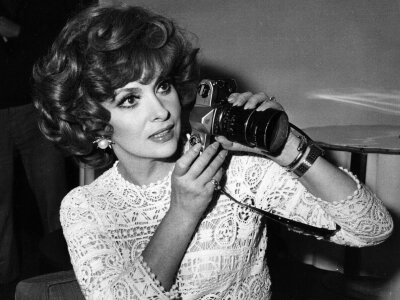 意大利女演员Gina Lollobrigida