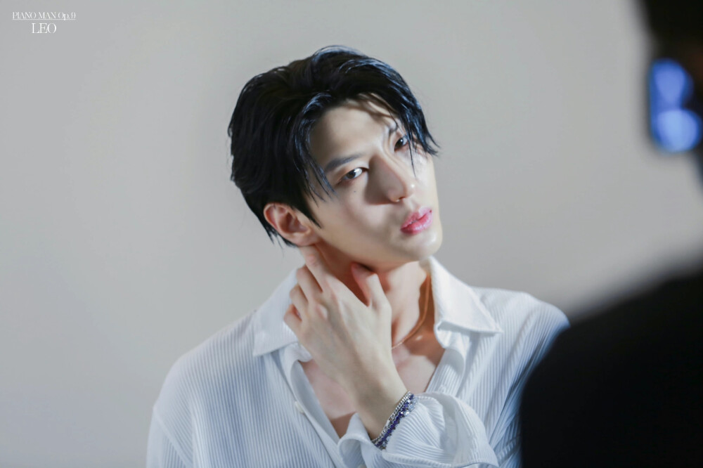 2022 VIXX-LEO Special LIVE
[I’m Still Here - And you are]海报拍摄