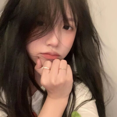 去经历 去后悔 去做想做的 而不是别人眼里正确的