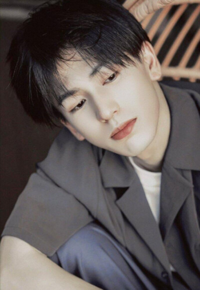 张凌赫.cr
侵权删