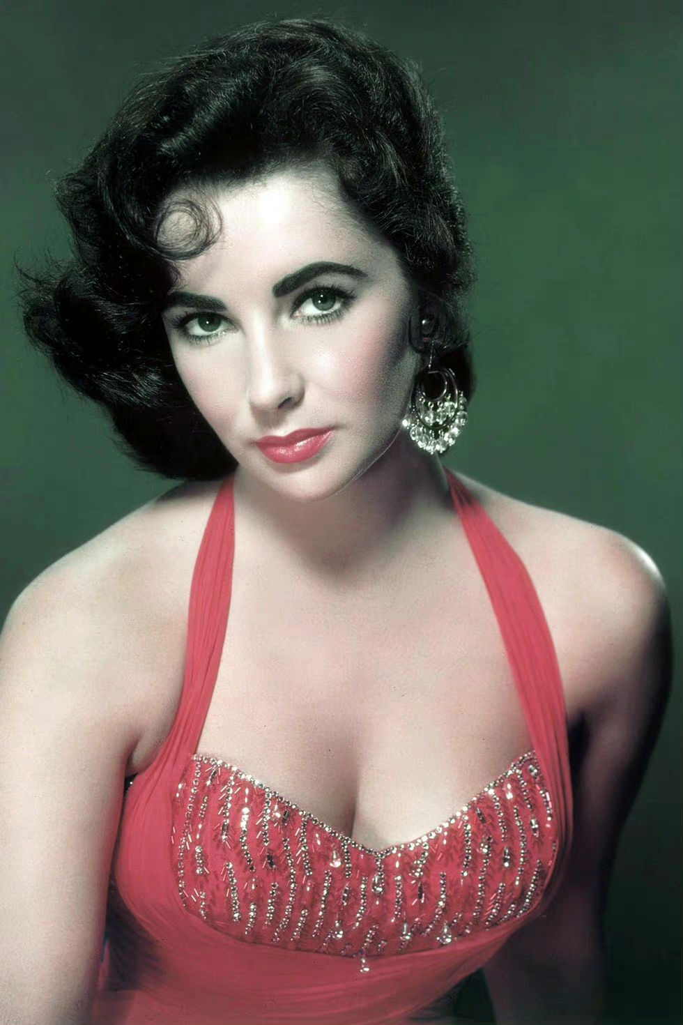  Elizabeth Taylor
