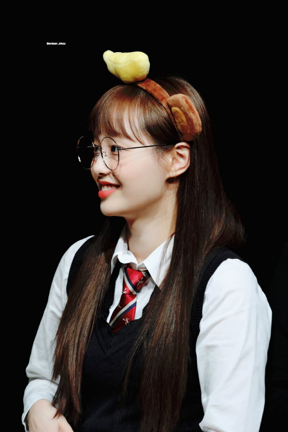 金智雨 chuu /图源见logo 676767侵删