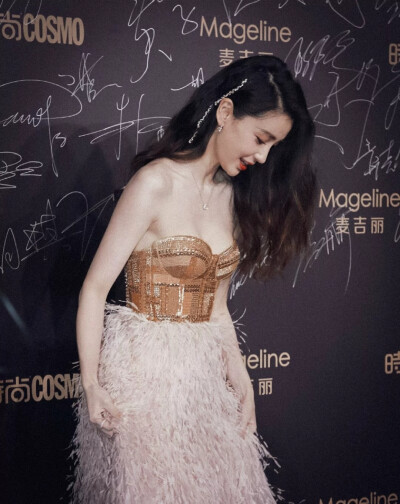 我的大名星⭐
你在我的青春里满分