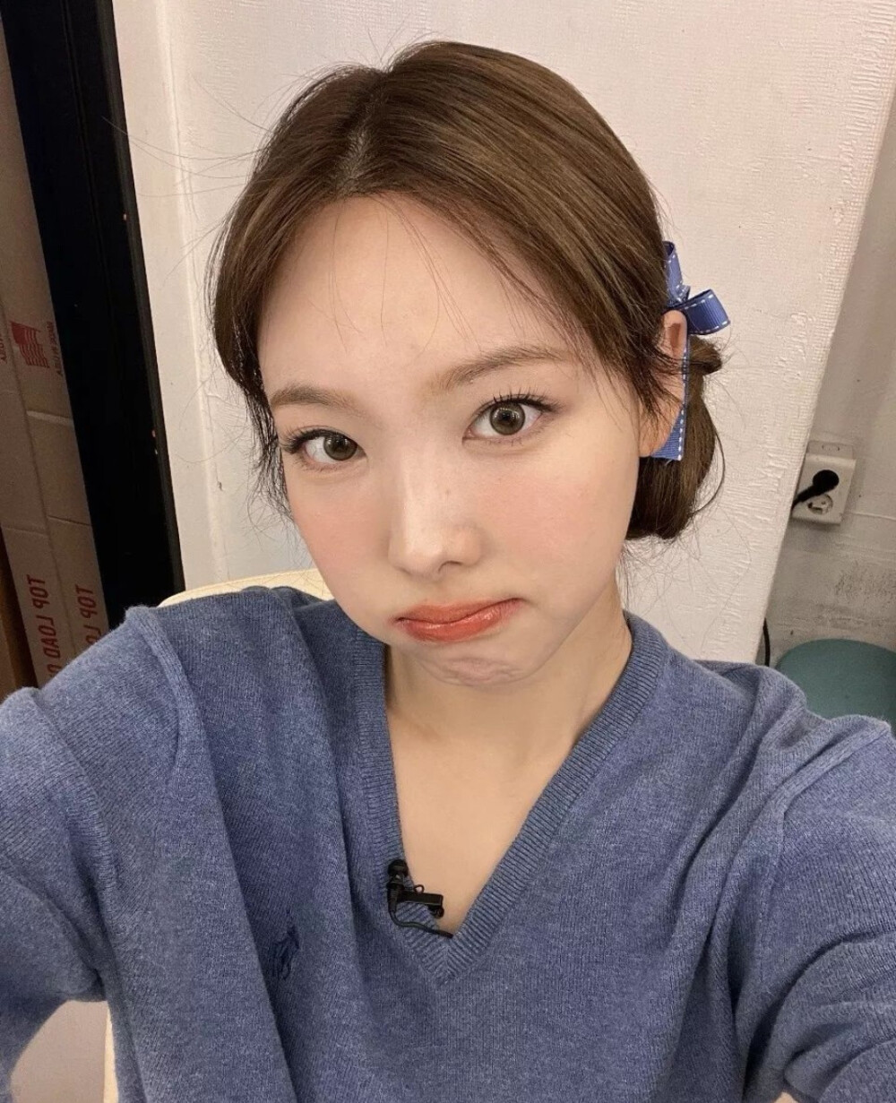 isa seeun 雪允 nayeon