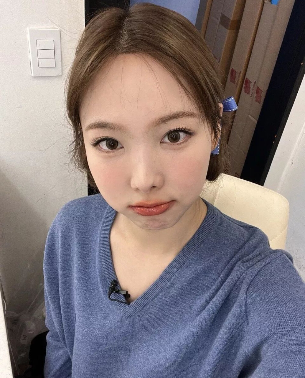 isa seeun 雪允 nayeon