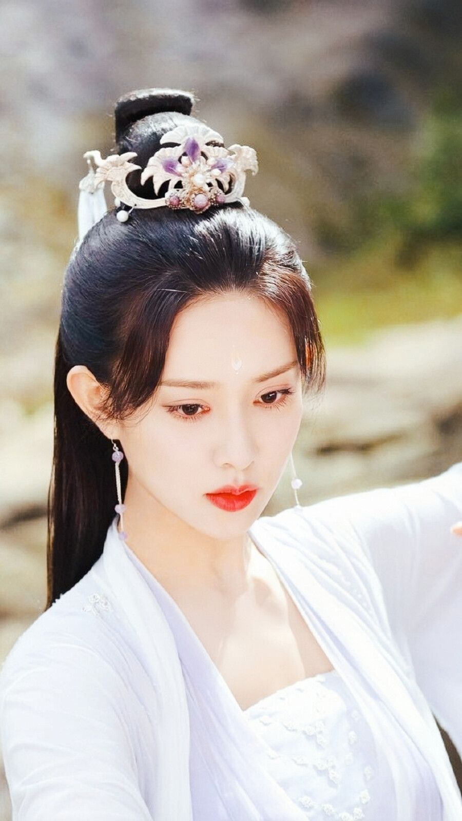 孟子义
沉香如屑