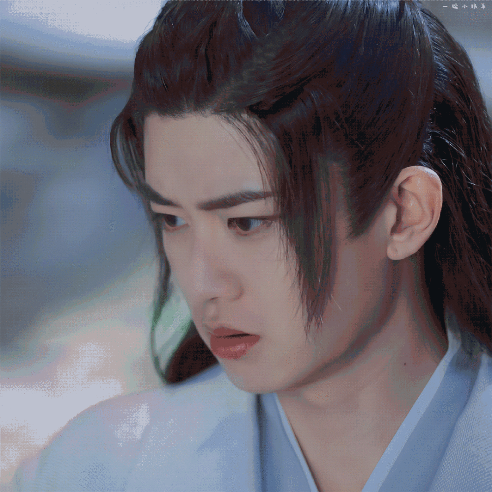 驭鲛记之与君初相识
任嘉伦长意