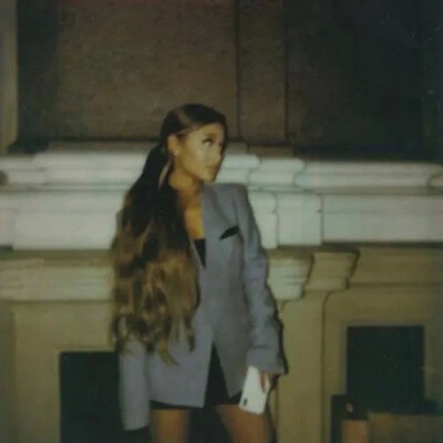 Ariana Grande爱莉杏菜