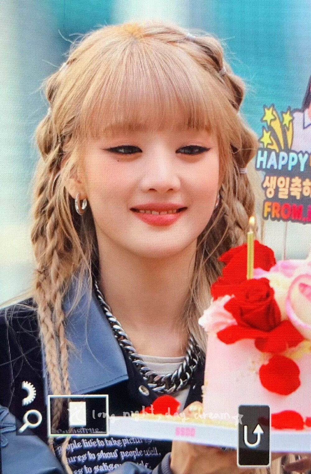 Minnie 生日快乐！么么哒
生日粗卡