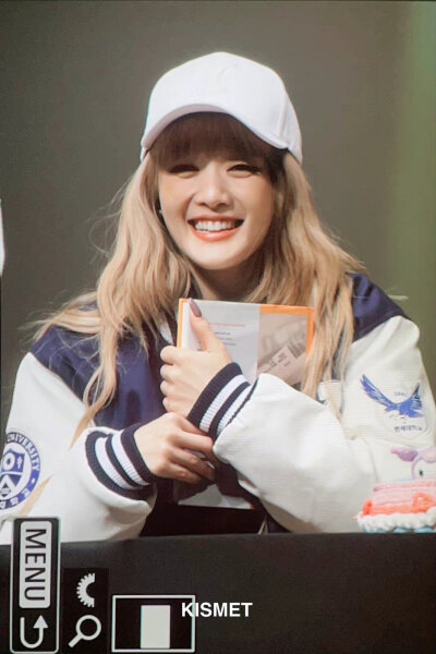 Minnie 生日快乐！么么哒
生日粗卡