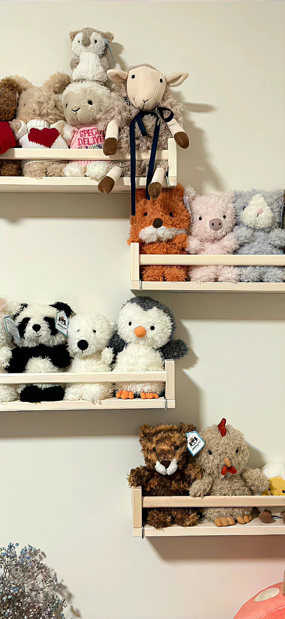 虽然我们平凡又渺小，但仍然可以耀眼如星辰
