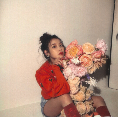 iu李知恩头像壁纸