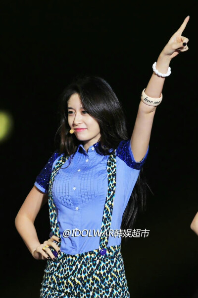 朴智妍 jiyeon
/图源见logo ​​​侵删