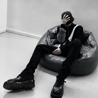做一个只记得快乐和知识点的人