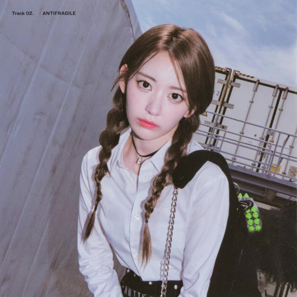 宫胁咲良 antifragile